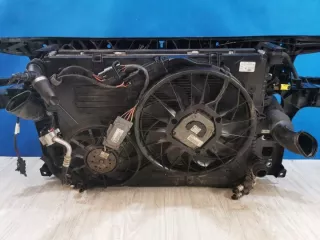  Передняя панель крепления облицовки (телевизор) Audi Q7 4L Арт e10131604, вид 4