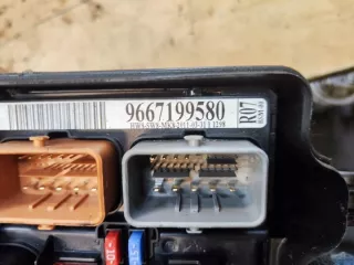 9667199580 Блок предохранителей Citroen C3 1 Арт e10145959, вид 2