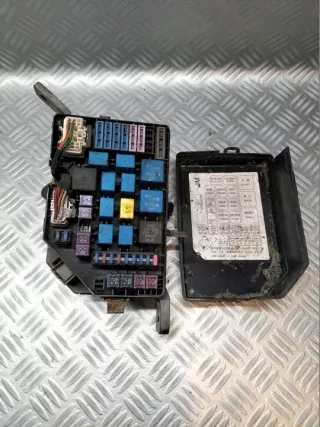 91238-2E021 Блок предохранителей Hyundai Tucson 1 Арт e10146827, вид 3