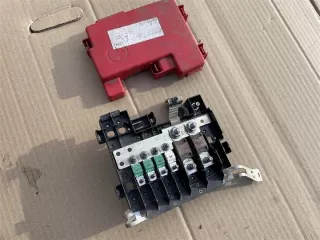 241143001R  Блок предохранителей Renault Master 3 Арт e10148169, вид 1