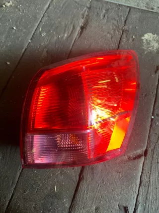 89070312 Фонарь задний правый Nissan Qashqai 1  Арт e10221439, вид 1