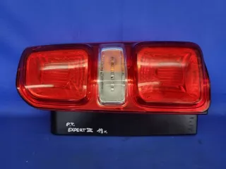 9808243080 Фонарь задний правый Peugeot Expert 3 Арт e10225819, вид 1