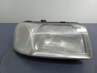 88203322 Фара правая Land Rover Freelander 1 Арт e10275286, вид 1