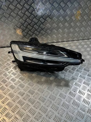 32338022 Фара правая Volvo S60 3 Арт e10316777, вид 1