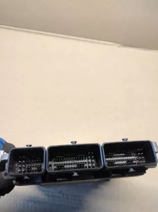 0281019305 237102009R Блок управления двигателем Renault Scenic 3 Арт e10405125, вид 3