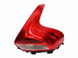 31395845 15495893823 Фонарь задний правый Volvo V40 2 Арт e10408440, вид 1