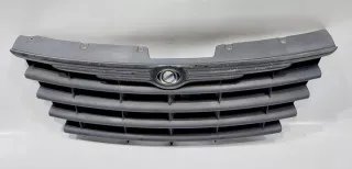 04857960AA Решетка радиатора Chrysler Voyager 4 Арт e10458661, вид 2