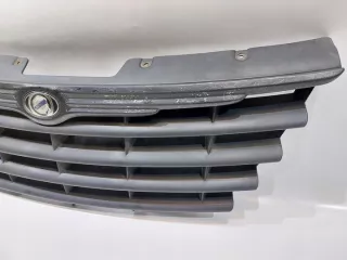 04857960AA Решетка радиатора Chrysler Voyager 4 Арт e10458661, вид 3