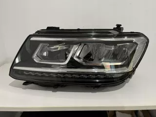 5NB941035E Фара левая Volkswagen Tiguan 2 Арт e10462139, вид 1