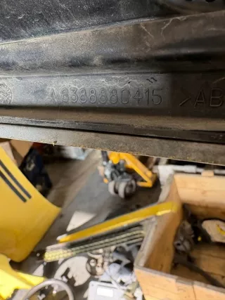 A6388880415 Решетка радиатора Mercedes Vito W638 Арт e10467144, вид 3