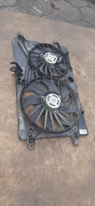 214815872R Вентилятор радиатора Renault Master 3 Арт e10467308, вид 7