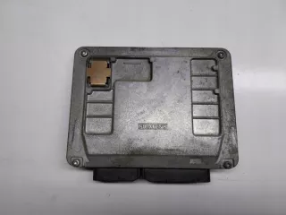 03E906033R 03E906033 Блок управления двигателем Volkswagen Polo 5 Арт e10468139, вид 4