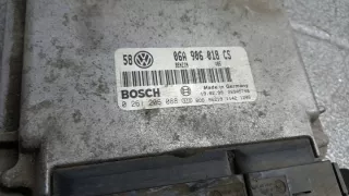 06A906018CS Блок управления двигателем Volkswagen Golf 4 Арт e10480223, вид 2