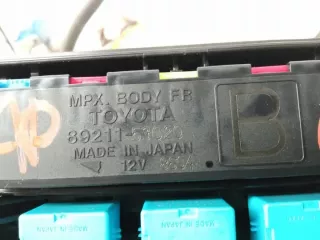 89211-53020 2005-2012 Блок предохранителей Lexus IS 2 Арт e10484373, вид 3