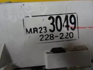 MR233049 Щиток приборов (приборная панель) Mitsubishi Colt 5 Арт e10496868, вид 4
