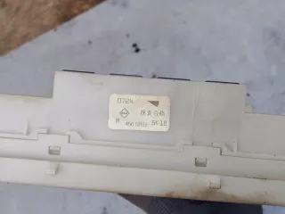 456181B Блок предохранителей Renault Clio 3 Арт e10501331, вид 3