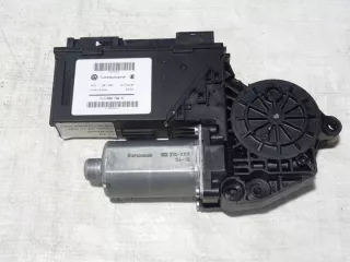 7L0959704C 7L0959794A Моторчик стеклоподъемника Volkswagen Touareg 1 Арт e10503893, вид 1