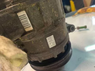 4B0260805C Компрессор кондиционера Audi A6 C5 (S6,RS6) Арт e10505123, вид 2