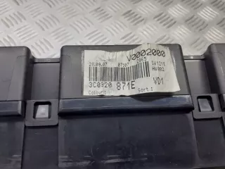 3C0920871E Щиток приборов (приборная панель) Volkswagen Passat B6 Арт e10509423, вид 2