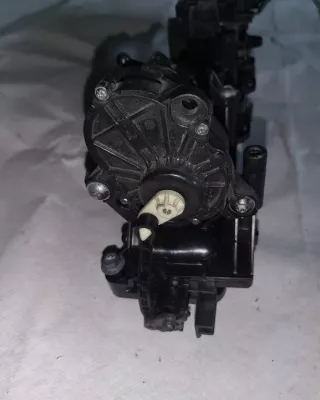 8596906 1168596906 Коллектор впускной BMW X1 F48 Арт e10513907, вид 3