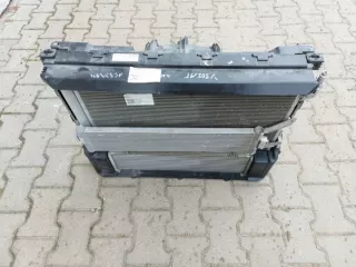 8576513 8617086 8617086-02 9364258 Радиатор (основной) BMW 5 G30/G31 Арт e10516517, вид 1