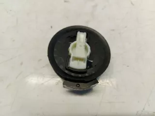 988366UA0B Датчик удара Nissan Qashqai 2 restailing Арт e10548444, вид 1