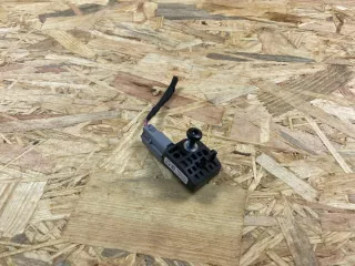 1005274-00-B Датчик удара Tesla model 3 Арт e10549402, вид 1