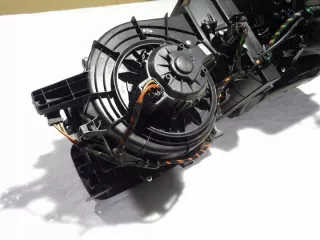 6R0863815 1S1819015A Отопитель в сборе (печка) Seat Mii Арт e10559561, вид 2