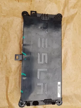 1043900-10-C Блок комфорта Tesla model X Арт e10563494, вид 1