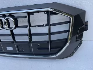 4M8853651D Решетка радиатора Audi Q8 Арт e10568348, вид 3