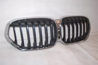 8493450 Решетка радиатора BMW X1 F48 Арт e10572379, вид 2