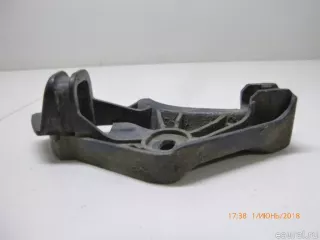 1K0609640 VAG Кронштейн троса ручн. тормоза Seat Leon 3 Арт E5687222, вид 2