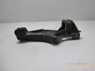 1K0609640 VAG Кронштейн троса ручн. тормоза Seat Leon 3 Арт E5687222, вид 3