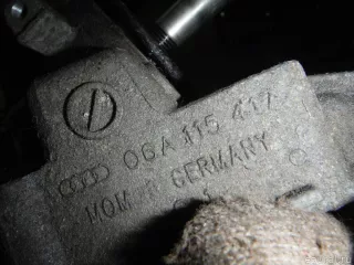 06A115417 VAG Кронштейн масляного фильтра Seat Alhambra 1 restailing Арт E12280034, вид 4