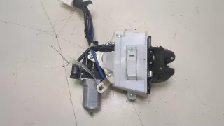 6935048050 Замок крышки багажника Lexus RX 2 Арт 20395950, вид 1