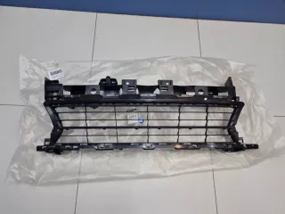622542439R Решётка в бампер центральная Renault Logan 2 Арт Z352339, вид 1