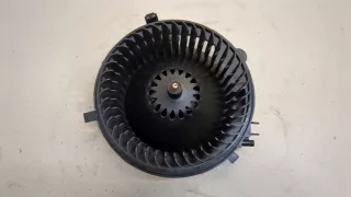 5Q1819021B,0130115576,T1016776J Моторчик печки Audi A3 8V Арт 20398183, вид 1
