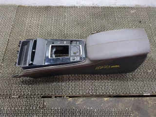 DFS264441 Консоль салона (кулисная часть) Mazda CX30 Арт 8377574, вид 1