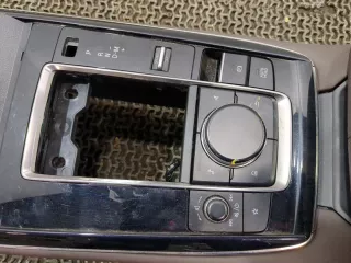 DFS264441 Консоль салона (кулисная часть) Mazda CX30 Арт 8377574, вид 2