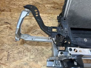  Передняя панель крепления облицовки (телевизор) Jaguar F-Pace Арт e10588762, вид 2