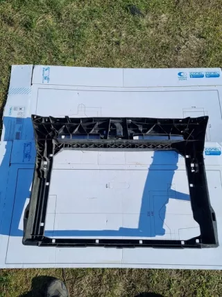 57A805588 Передняя панель крепления облицовки (телевизор) Skoda Karoq Арт e10592903, вид 2