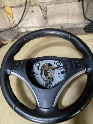 3051626 Руль BMW 1 E81/E82/E87/E88 Арт e10603053, вид 1