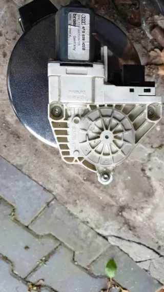 4F0959802B Моторчик стеклоподъемника Audi A6 C6 (S6,RS6) Арт e10614500, вид 1