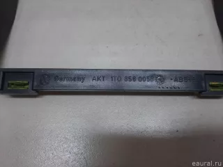 1T0858005B9B9 VAG Рамка магнитолы Volkswagen Touran 2 Арт E23062261, вид 3