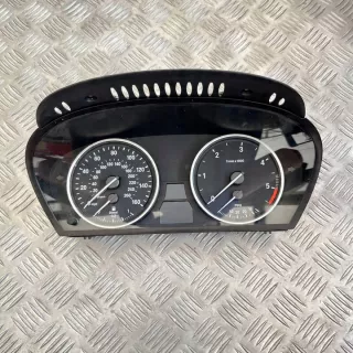 110080213 Щиток приборов (приборная панель) BMW 5 E60/E61 Арт e12687388, вид 1