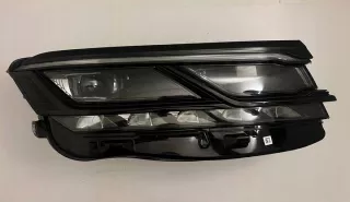 761941082A Фара правая Volkswagen Touareg 3 Арт e12685980, вид 1