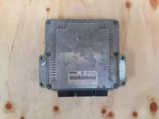  0281010784 Блок управления двигателем Renault Megane 2 Арт e12677858, вид 1
