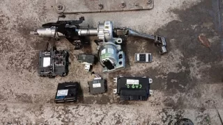 237105990S 284Y66LA6D 285907043R 284814352R 487008065R 488106348R Блок управления двигателем Renault Captur Арт e12677611, вид 1