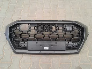 4M8853651AC 4M8853651AC-AHTMKKK1 Решетка радиатора Audi Q8 Арт e12673266, вид 1