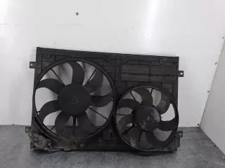 1K0121207AT Вентилятор радиатора Volkswagen Passat B6 Арт e12671380, вид 1